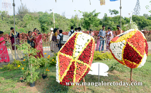 flower sho in kadri